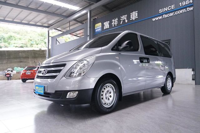 富祥汽車 柴油 八人座 倒車顯影 滑軌  第1張相片