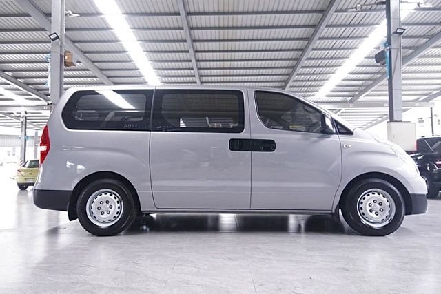富祥汽車 柴油 八人座 倒車顯影 滑軌  第20張相片
