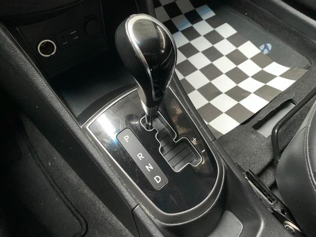 富祥汽車 尊爵時尚版 僅跑5萬多  第15張相片