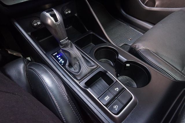 富祥汽車 柴油 全景天窗  第6張相片