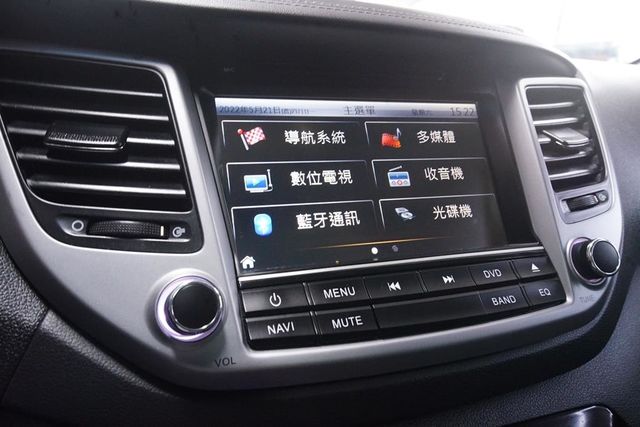 富祥汽車 柴油 全景天窗  第26張相片