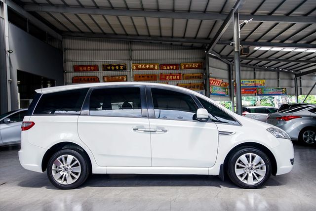 富祥汽車 頂級旗艦七人座MPV  第5張相片