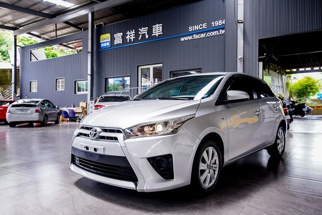 富祥汽車 影音特式YARIS 僅跑五萬多  第1張相片