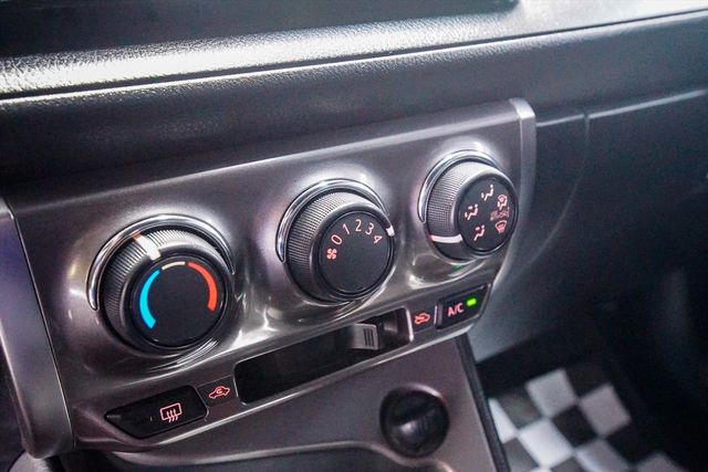 富祥汽車 影音特式YARIS 僅跑五萬多  第15張相片