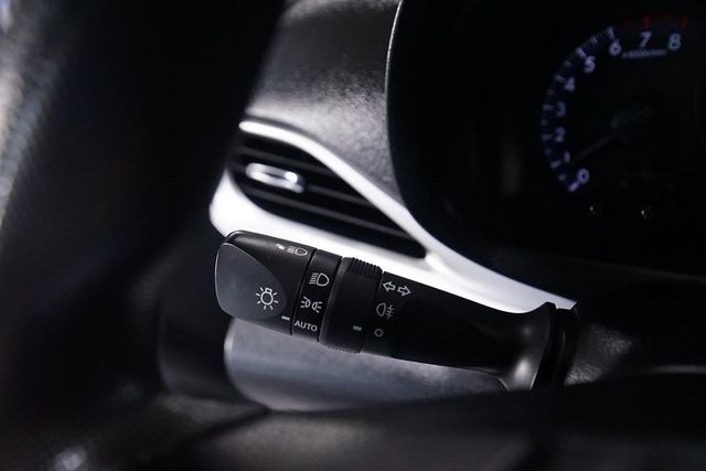 富祥汽車 原廠保固中 循跡防滑  第12張相片