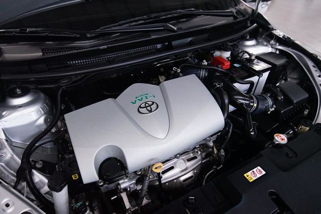 富祥汽車 原廠保固中 循跡防滑  第18張相片