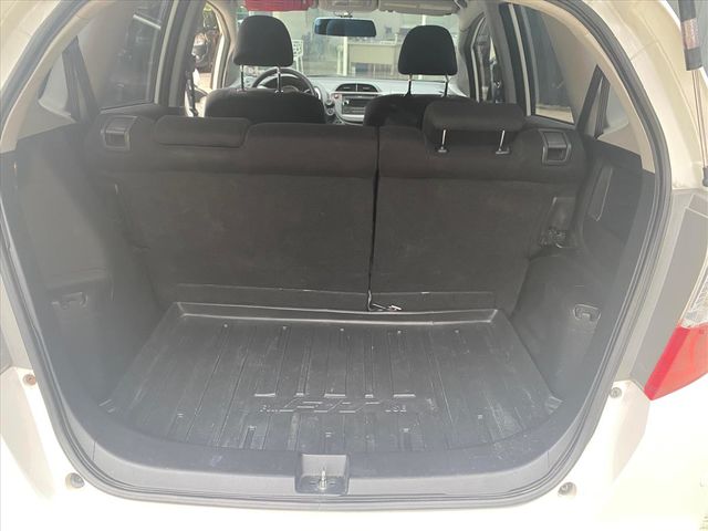 HONDA FIT  第8張相片