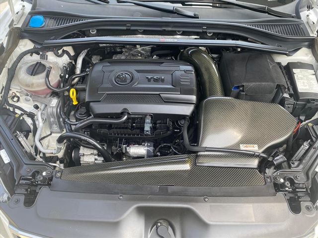 SKODA SUPERB  第10張相片