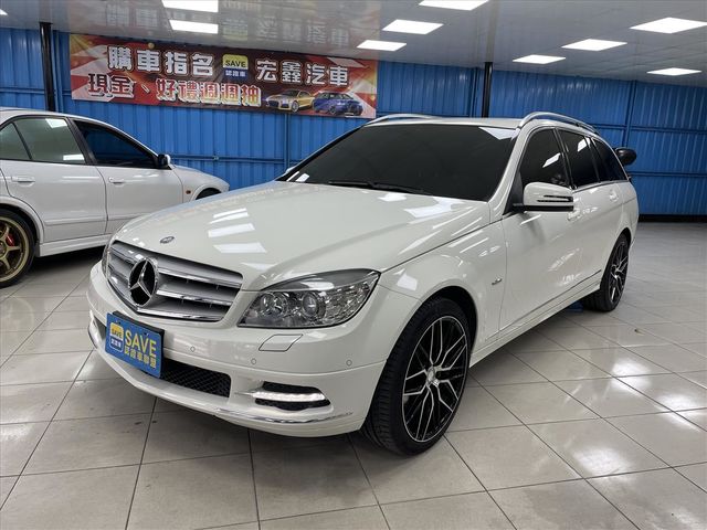 優雅又有型的實用都會型男車！  第1張相片