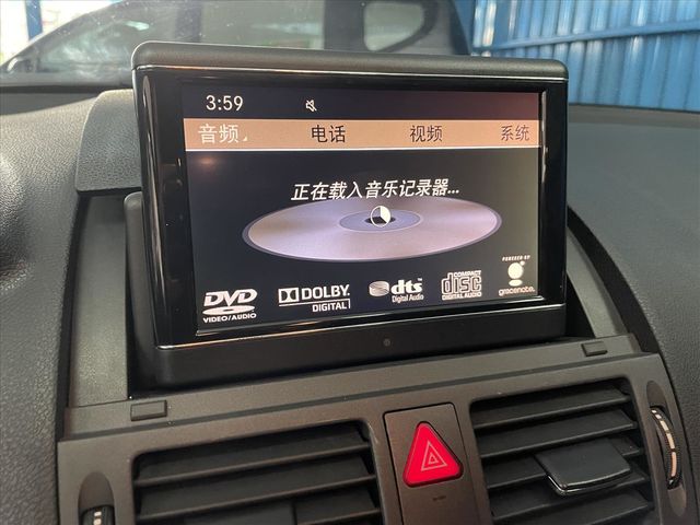 優雅又有型的實用都會型男車！  第10張相片