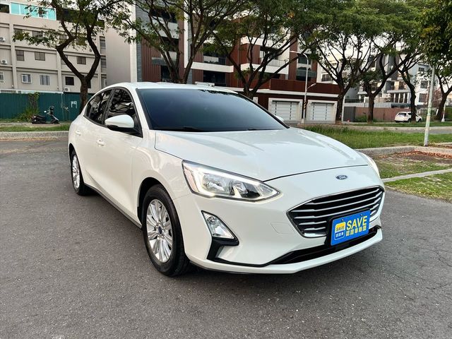 只跑3000公里跟新車一模一樣  第3張相片