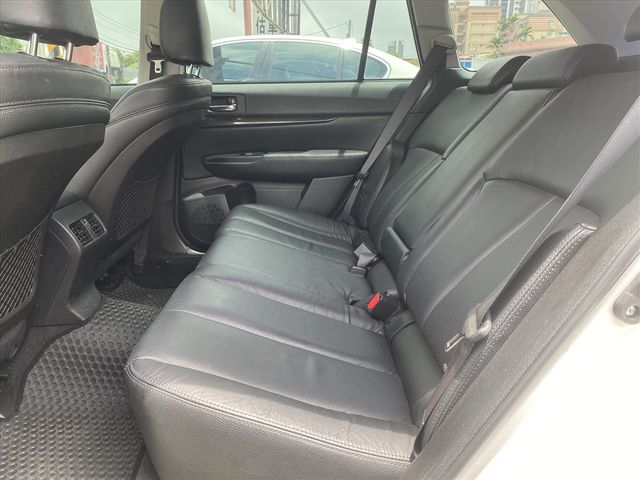SUBARU LEGACY  第4張相片