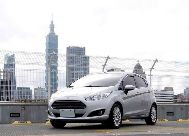 FORD FIESTA  第1張相片
