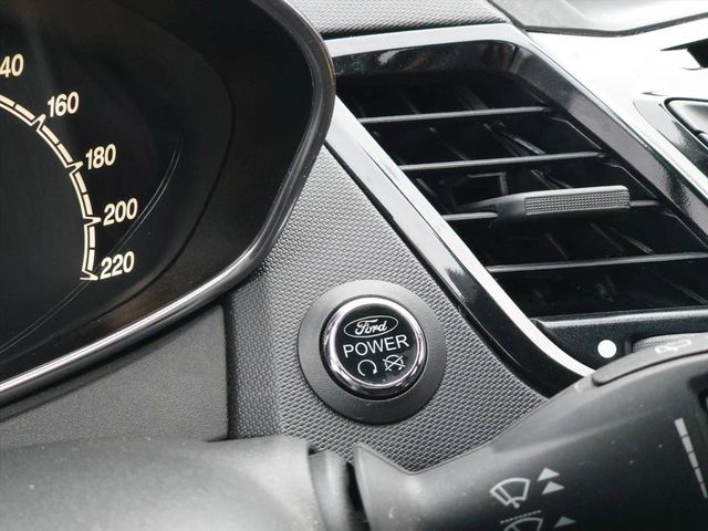 FORD FIESTA  第3張相片