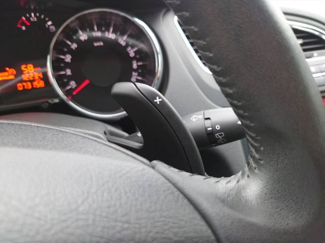 PEUGEOT 5008  第5張相片