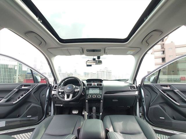 SUBARU FORESTER  第8張相片