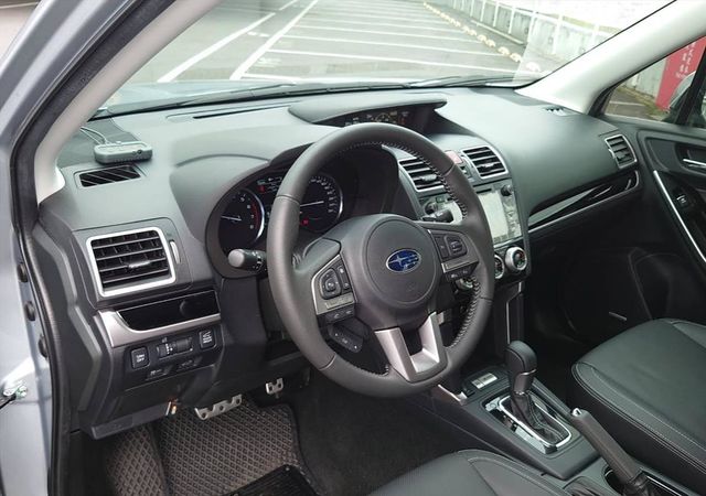 SUBARU FORESTER  第9張相片