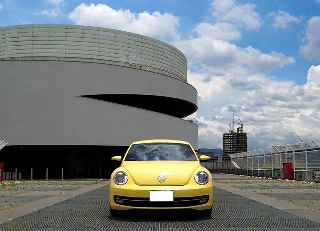VOLKSWAGEN BEETLE  第1張相片