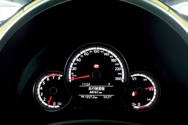 VOLKSWAGEN BEETLE  第5張相片