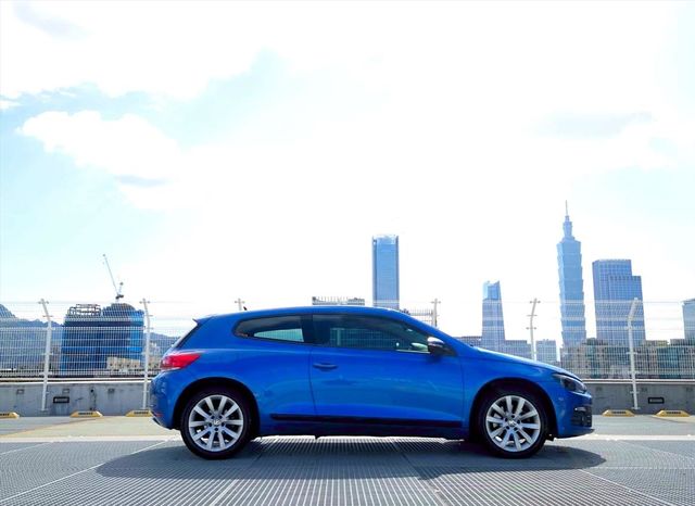 VOLKSWAGEN SCIROCCO  第3張相片