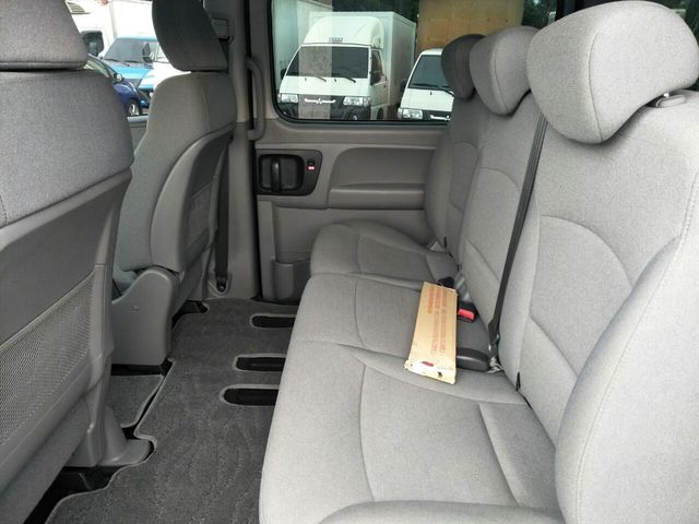 HYUNDAI STAREX  第12張相片