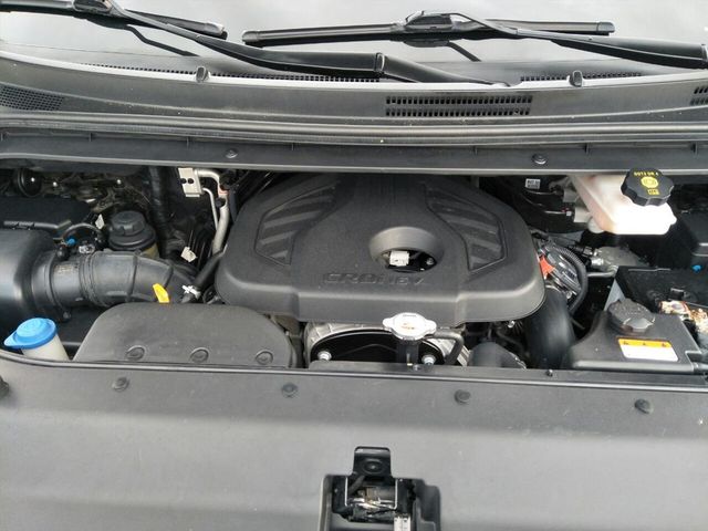 HYUNDAI STAREX  第14張相片