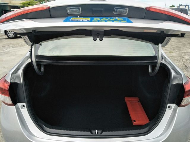 一手車...原廠..新車保固中  第15張相片