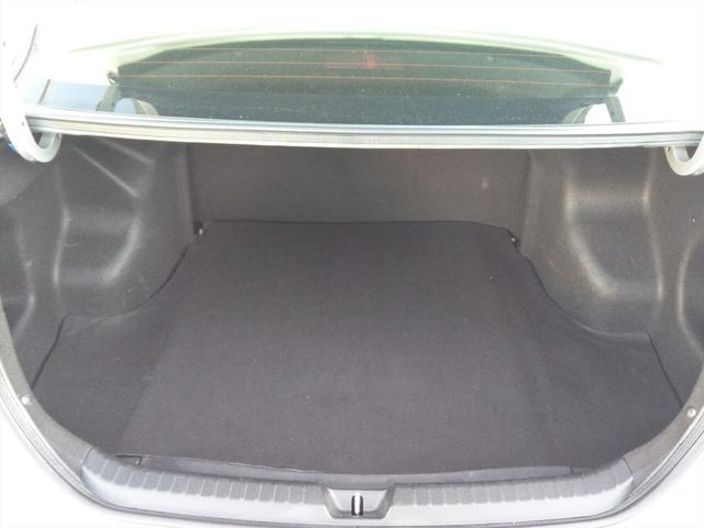 TOYOTA VIOS  第15張相片