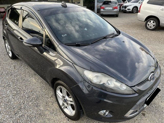FORD FIESTA  第3張相片