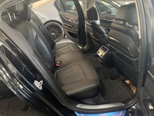 BMW 730D  第8張相片