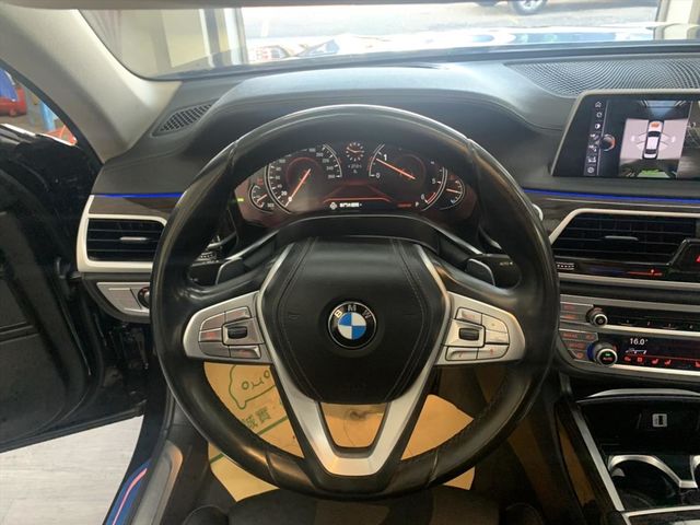 BMW 730D  第11張相片