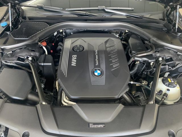BMW 730D  第21張相片