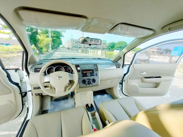 一手車.女用車.車庫車.幾乎都原漆  第7張相片