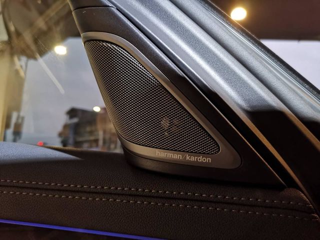 16年 總代理 750Li Luxury  第18張相片