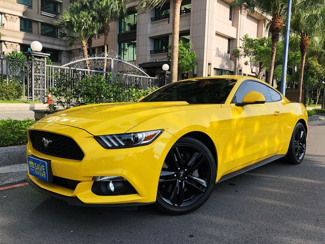 FORD MUSTANG  第1張相片