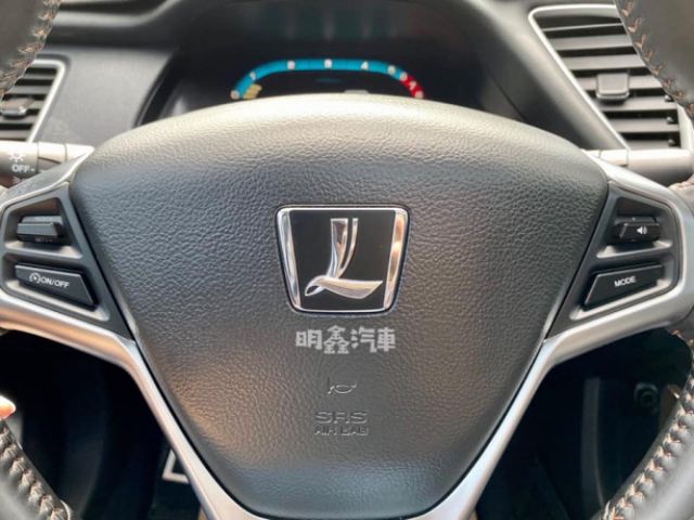認證漂亮車。ECO小改款，3D安全經典型。六顆安全氣囊。最大馬力達170匹。天窗、定速、恆溫  第13張相片