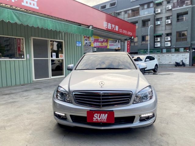 可視訊賞車。C200K。總代理，原廠保養。原版件，認證車。六安、循跡、定速。機械增壓，內裝、外觀漂亮，車況優！可全額貸款  第2張相片