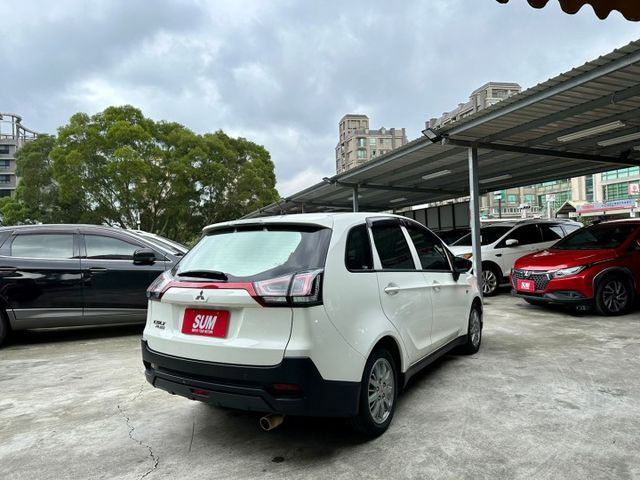 歡迎視訊賞車。原鈑件，認證車。後視鏡電動摺疊、定速、盲點偵測系統、恆溫空調。內裝、外觀漂亮。可全額貸款  第4張相片