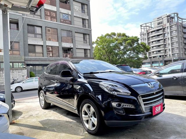 歡迎視訊賞車。原鈑件，認證車。IKEY、天窗、電尾門、電動椅、電子式手煞車、智慧觸控面板。內裝、外觀漂亮，車況優！可全貸  第3張相片