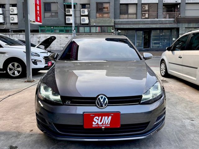 歡迎視訊賞車。七安、定速、胎壓偵測、循跡、倒車顯影、方向盤快控鍵。內裝、外觀漂亮，車況優！認證車！僅跑10萬，里程保證！  第2張相片