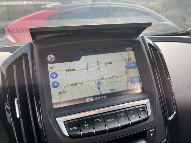歡迎視訊賞車。原鈑件，認證車。時尚型，恆溫、循跡防滑、胎壓偵測。內、外漂亮，車況優！可全額貸款  第14張相片