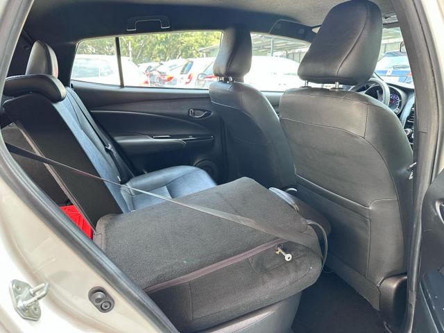 歡迎視訊賞車。代步車首選。經典型，循跡防滑、斜坡起步輔助、鋁圈、後視鏡方向指示燈、電動可摺後視鏡  第7張相片