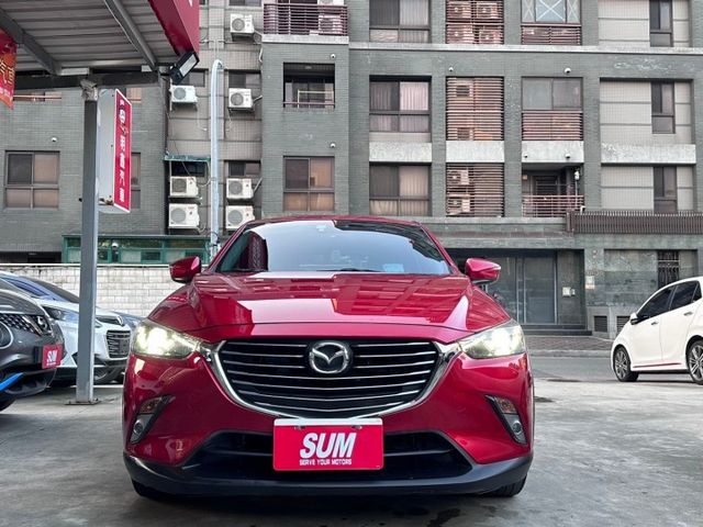 歡迎視訊賞車。柴油頂級版，IKEY、定速、倒車顯影、HUD、天窗、LED頭燈、感應頭燈、感應式雨刷。內、外漂亮，車況優！  第2張相片