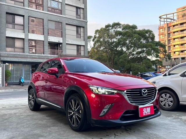 歡迎視訊賞車。柴油頂級版，IKEY、定速、倒車顯影、HUD、天窗、LED頭燈、感應頭燈、感應式雨刷。內、外漂亮，車況優！  第3張相片
