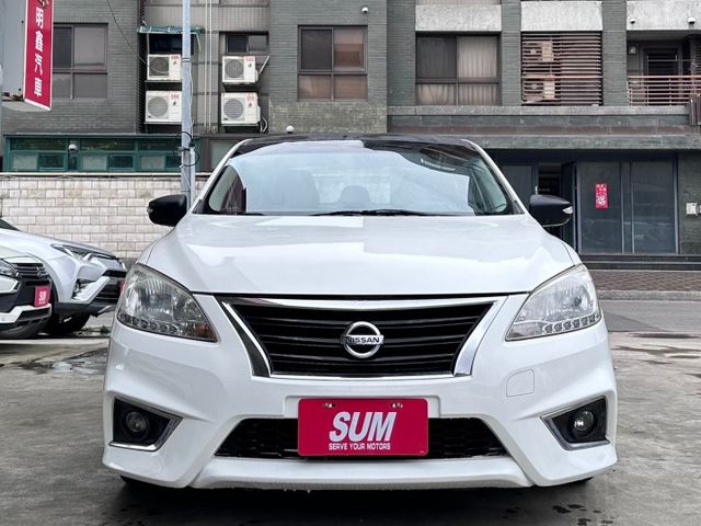 歡迎視訊賞車。Aero豪華版，IKEY、分區溫控空調、倒車顯影、定速、空力套件、方向盤快控鍵、胎壓偵測。原鈑件，可全額貸  第2張相片