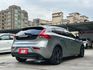 歡迎視訊賞車。原鈑件，認證車。T4旗艦型，免鑰啟動、全景天窗、定速、車道偏離警示、盲點偵測、遠光燈自動控制、倒車顯影。  第4張縮圖