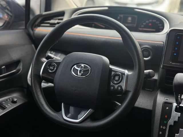 歡迎視訊賞車。豪華+、七人座、雙電動滑門、IKEY、LED日行燈、後座冷氣出風口、胎壓偵測、定速巡航、盲電偵測，認證車。  第2張相片