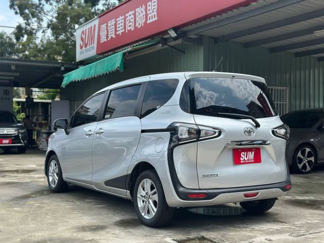 歡迎視訊賞車。豪華+、七人座、雙電動滑門、IKEY、LED日行燈、後座冷氣出風口、胎壓偵測、定速巡航、盲電偵測，認證車。  第7張相片
