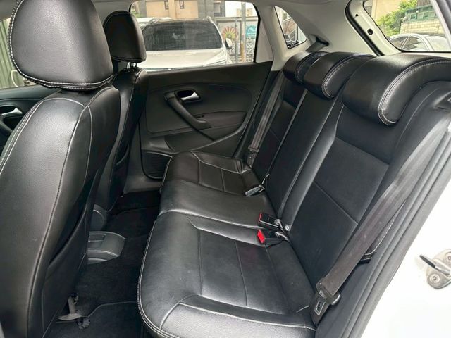 原鈑件，CL版，安卓機(CarPlay、倒車顯影、行車紀錄器等)  第11張相片