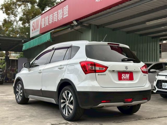 歡迎視訊賞車。渦輪增壓引擎的跨界休旅。ACC、AEB、定速、循跡防滑、斜坡起步輔助、七安、免鑰匙、分區溫控、LED頭燈  第6張相片